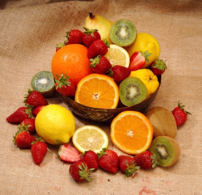 Festive [edible] Wreaths to Grace Your Holiday Table