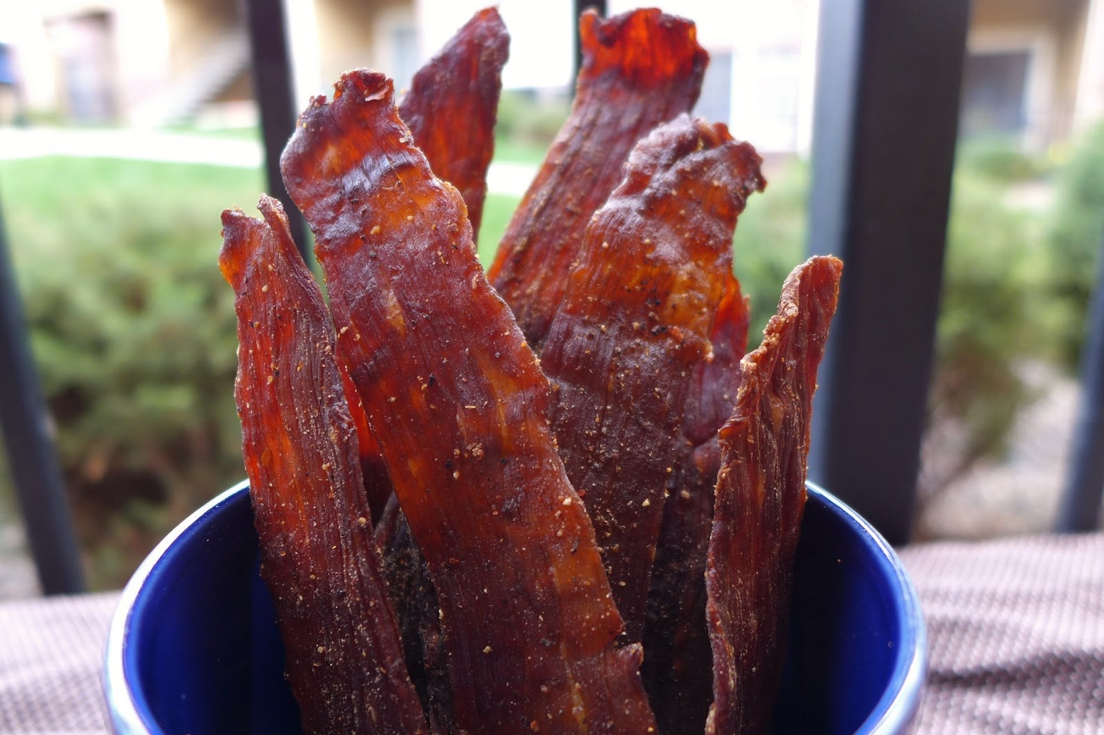 Beef Jerky Makes a Healthy Gift for Dad (easy recipe) - Lorraine ...