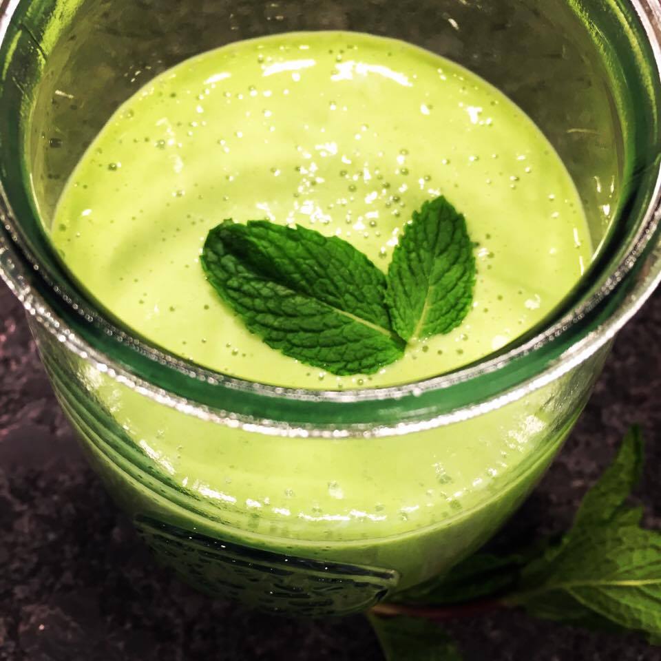 Are you a speed eater?  Tips to help you slow down (+Shamrock Shake recipe)